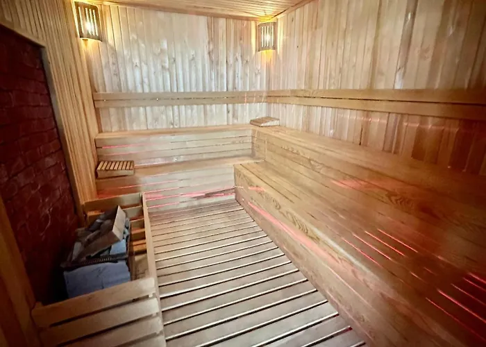 Apartment Arcadia Homes *